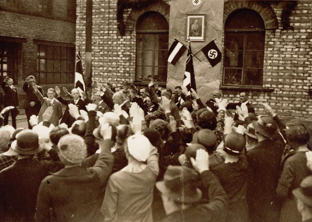 1.Mai 1934 "Verlesung einer Proklamation"