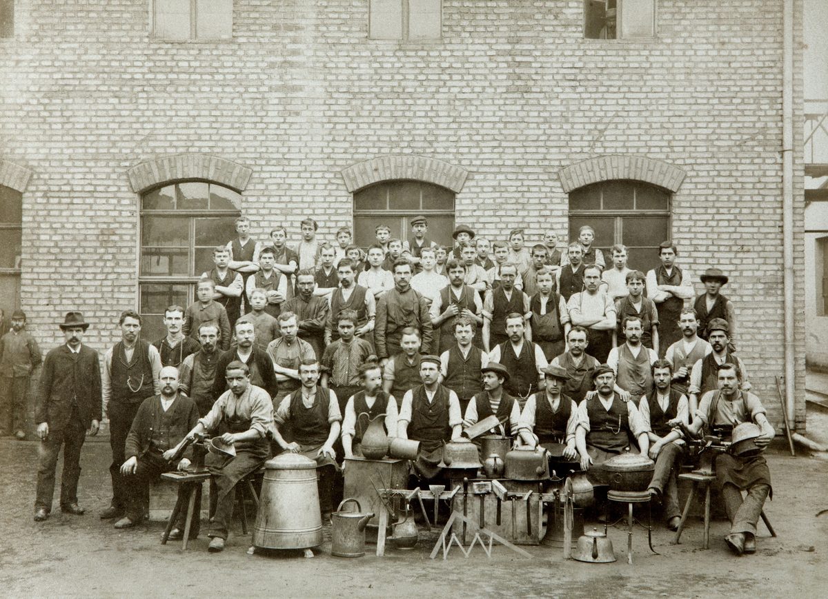 1895-fotoserie-der-werksangehörigen-03