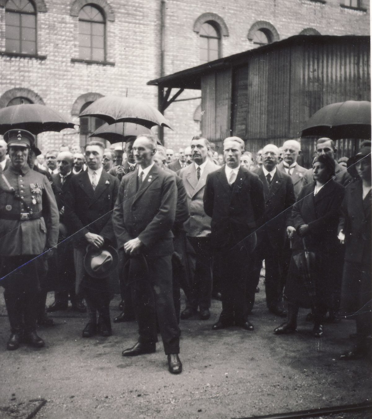 1919-1945-53
