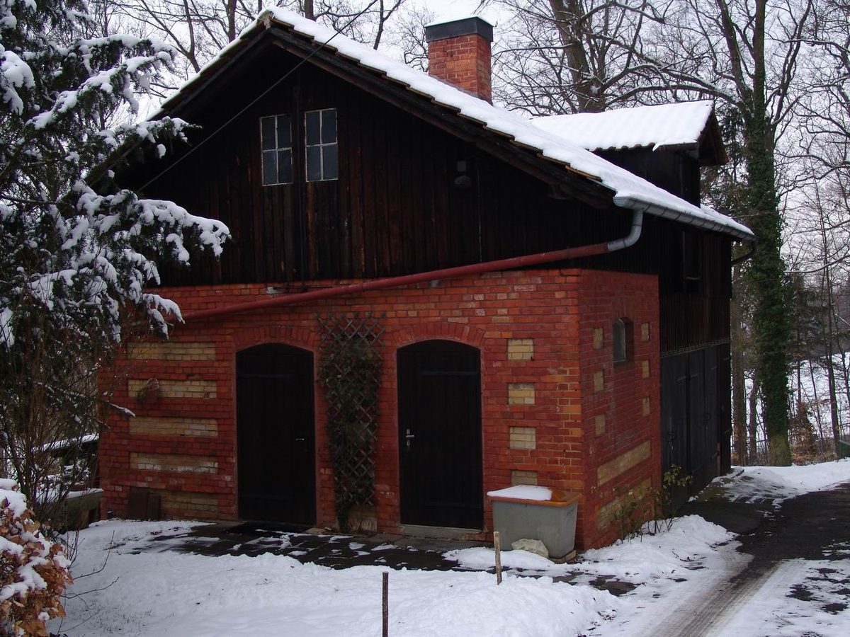 2004