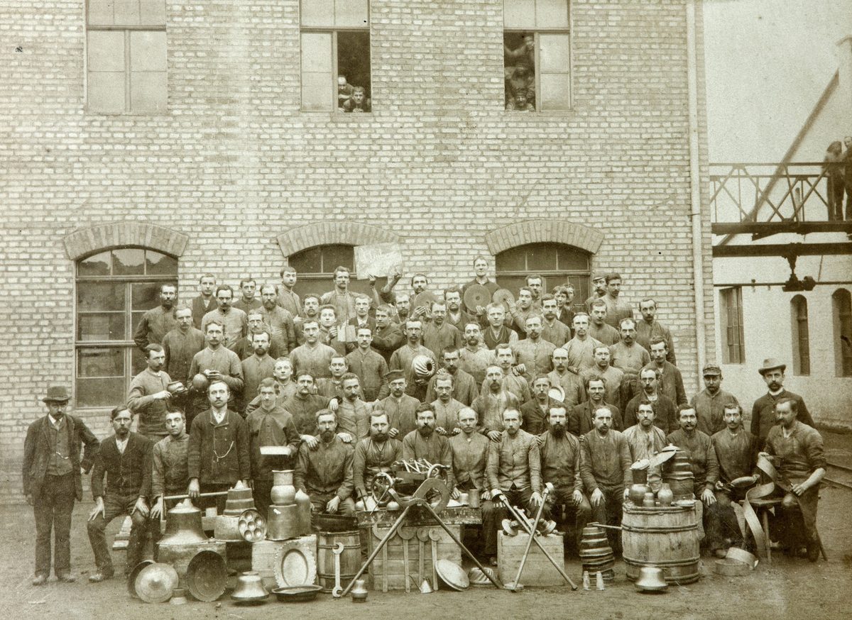Blechbearbeiter