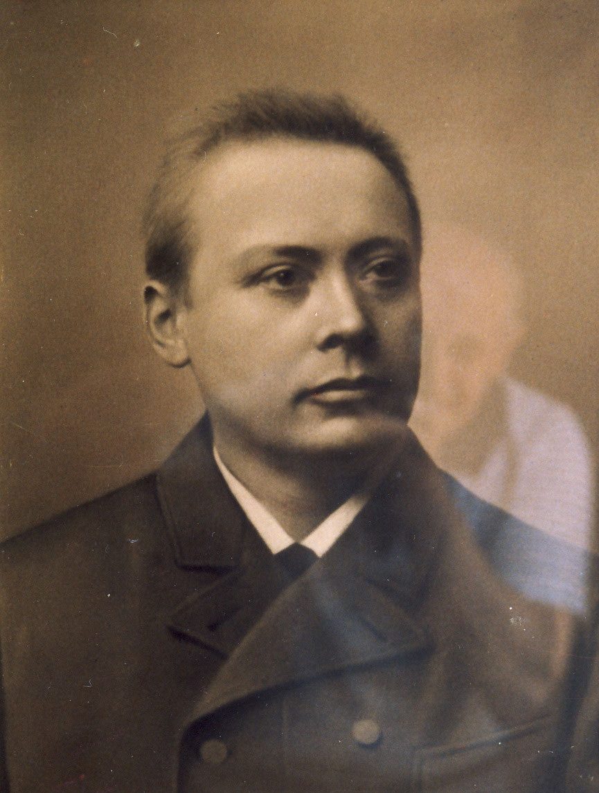 Peter (1852-1906) abfotografiert im Hauptbüro